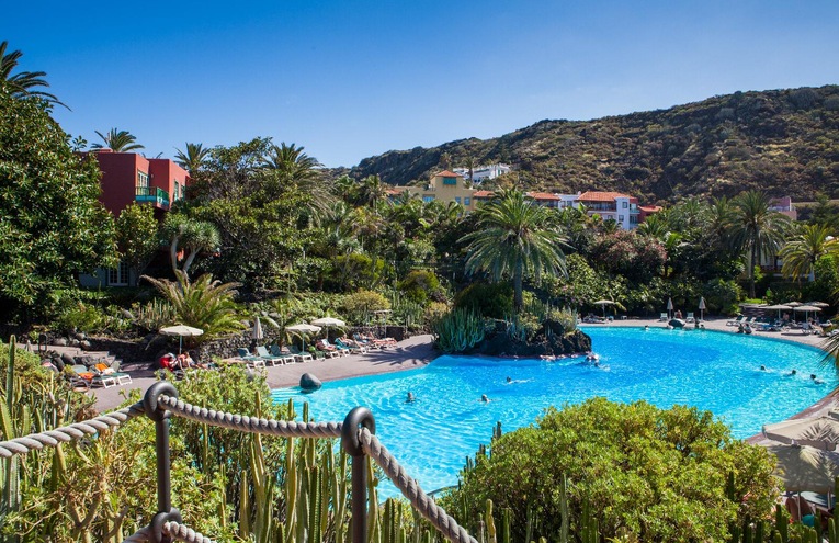 Swimming pools - 2