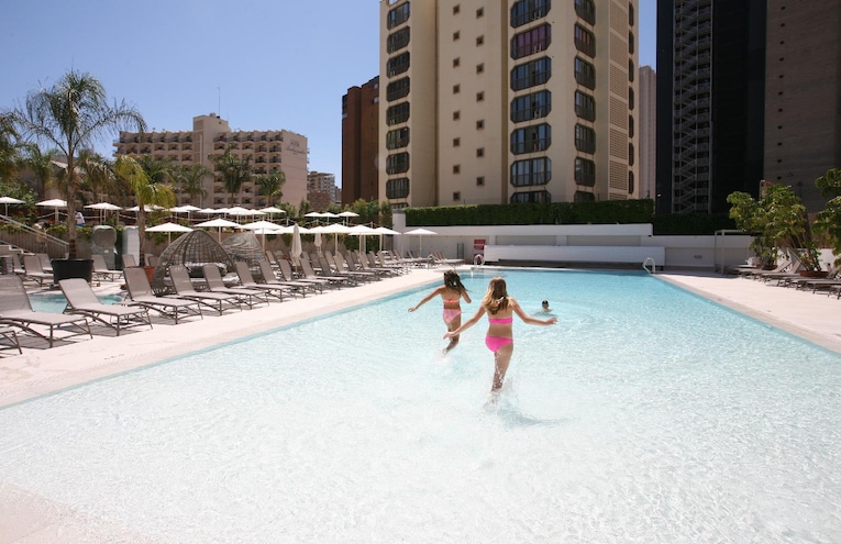 Swimming pools - 1