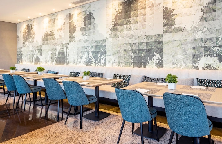 Restaurants - 4