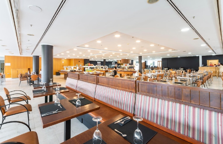 Restaurants - 6