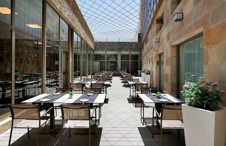 Restaurants - 6