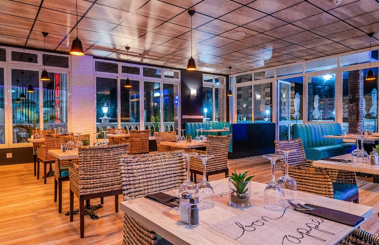 Restaurants - 7