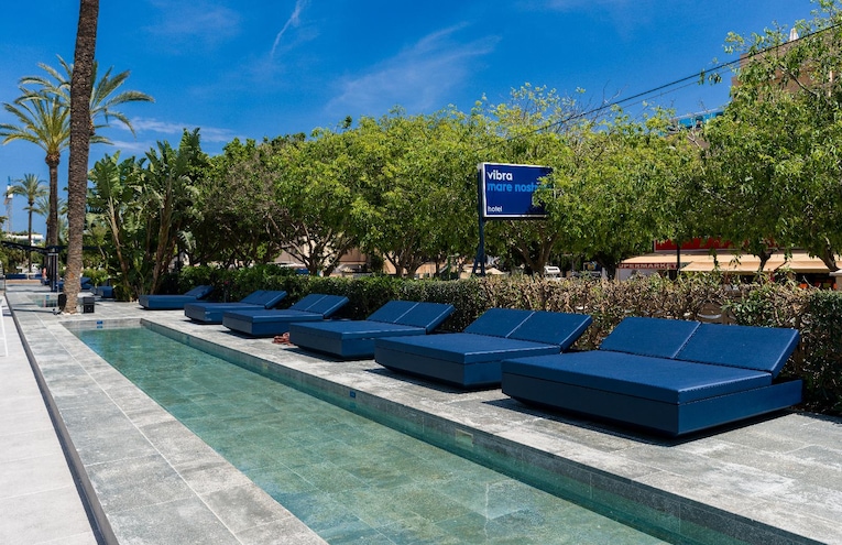 Swimming pools - 8