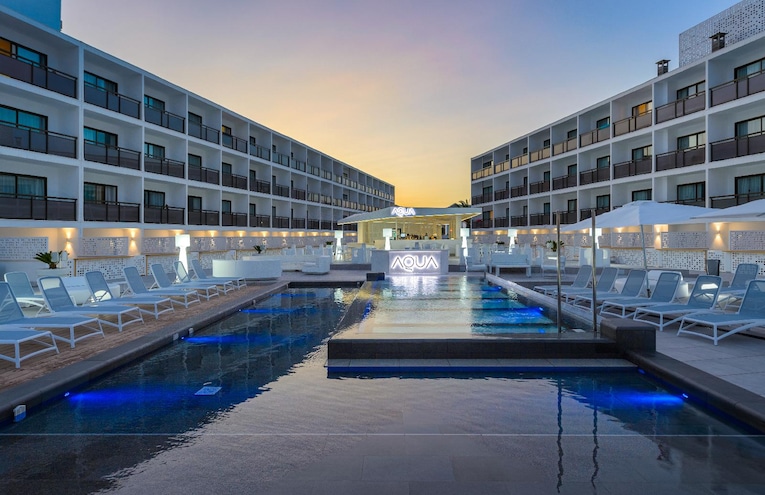 Swimming pools - 3