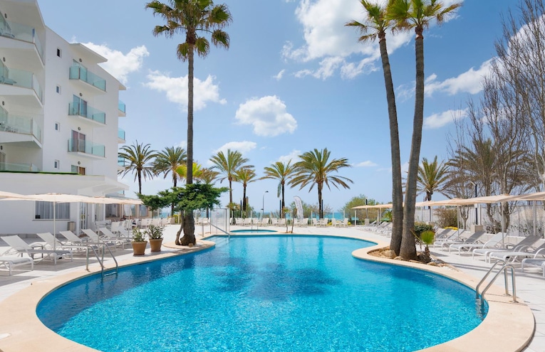 Swimming pools - 1