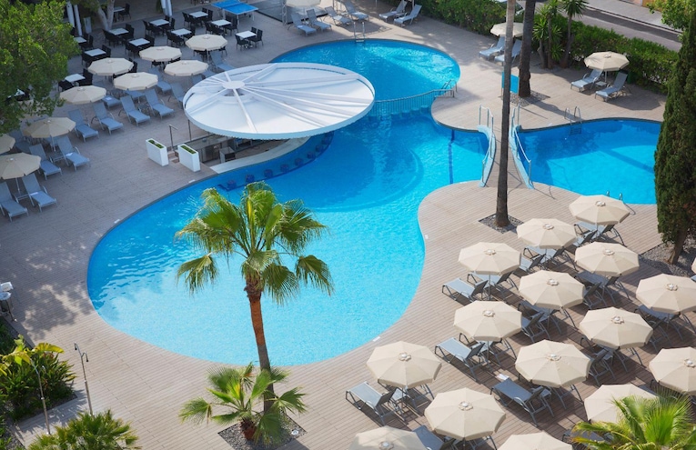 Swimming pools - 2