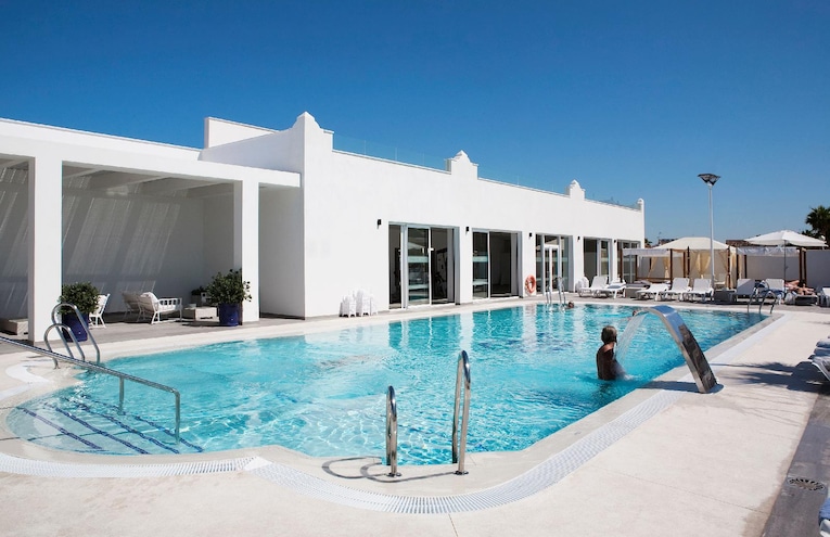 Swimming pools - 2