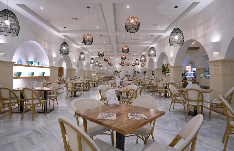 Restaurants - 4