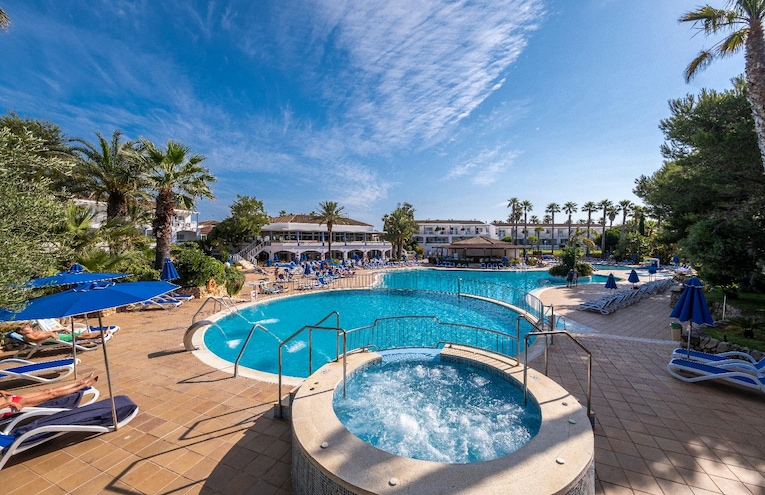 Swimming pools - 3
