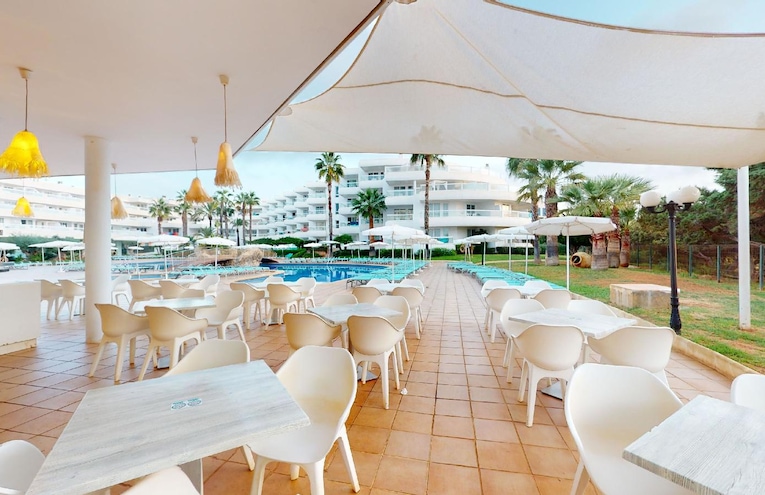 Restaurants - 1
