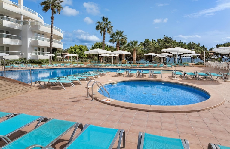Swimming pools - 1
