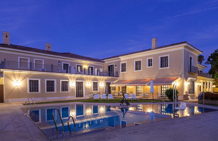 Swimming pools - 1