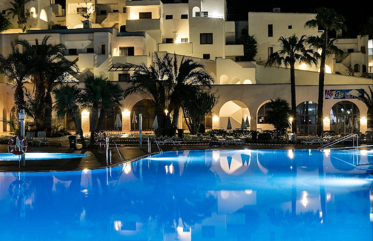 Swimming pools - 1