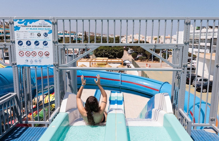 Swimming pools - 8