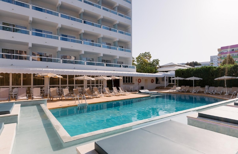 Swimming pools - 1