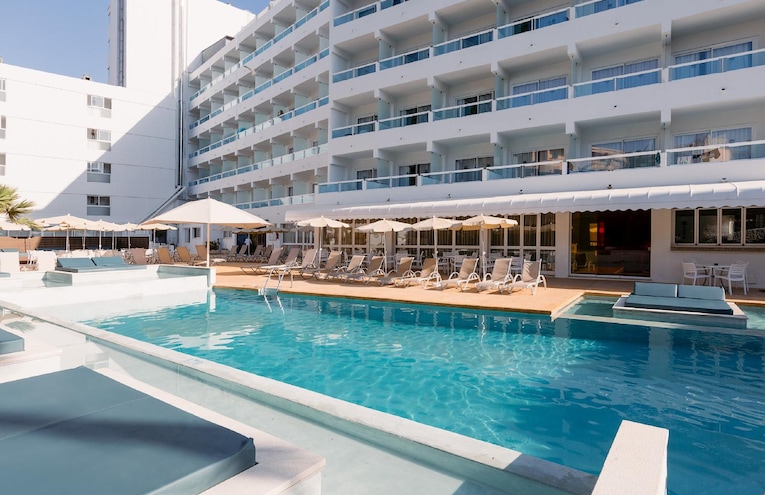 Swimming pools - 2