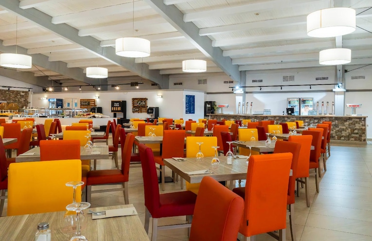 Restaurants - 8