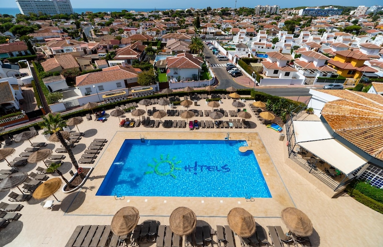 Swimming pools - 1