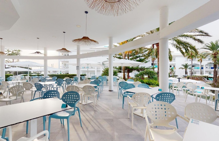 Restaurants - 3