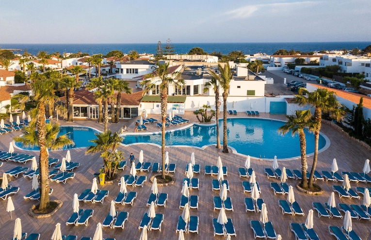 Swimming pools - 1