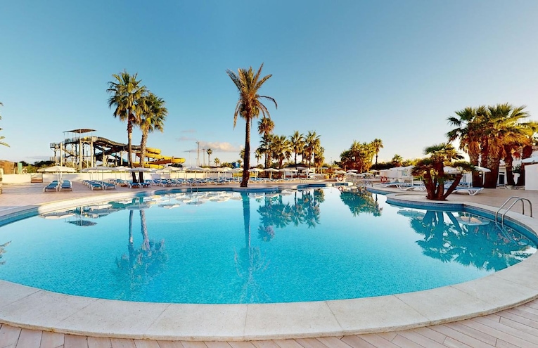 Swimming pools - 1