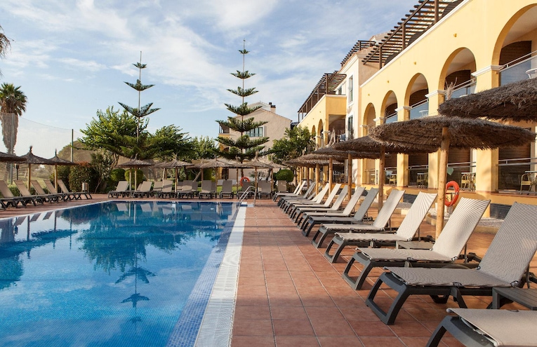 Swimming pools - 2