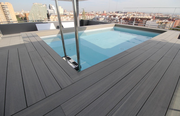 Swimming pools - 1