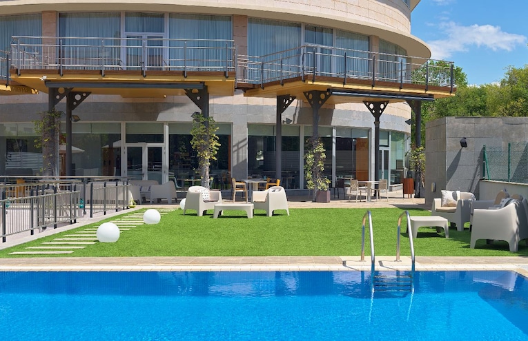 Swimming pools - 2