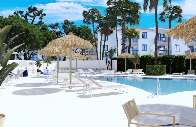 Swimming pools - 1