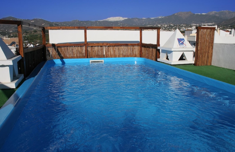 Swimming pools - 2