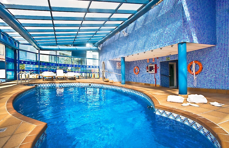 Swimming pools - 3