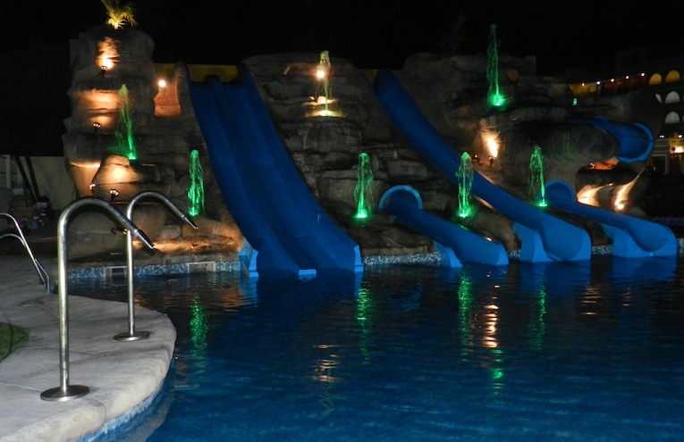 Swimming pools - 6
