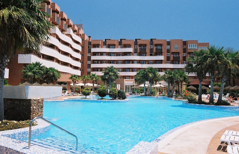 Swimming pools - 1