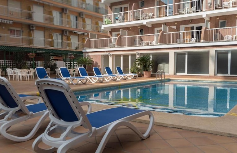 Swimming pools - 2