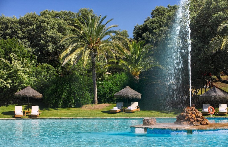 Swimming pools - 1