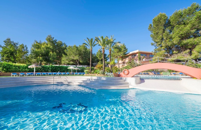 Swimming pools - 1