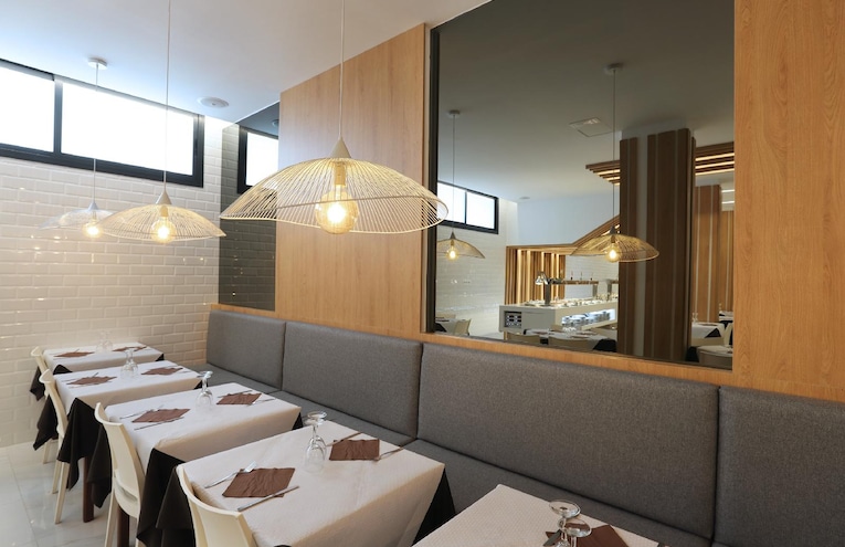 Restaurants - 5