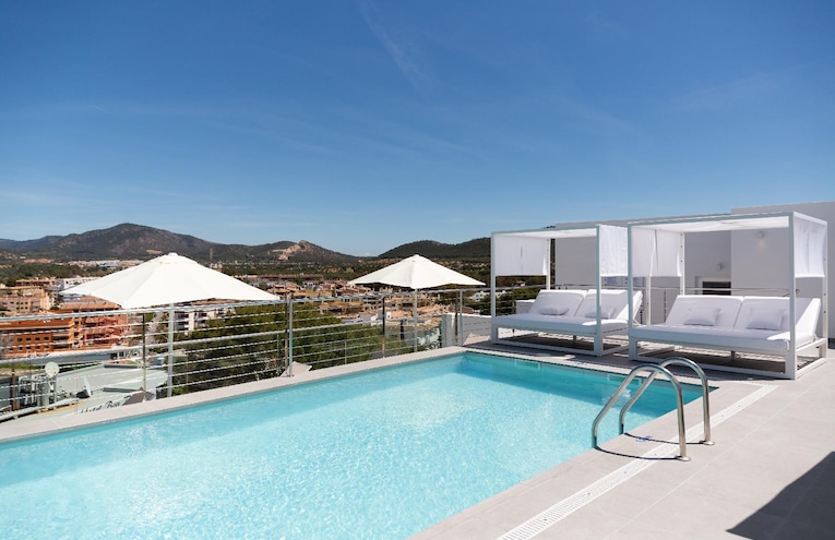 Swimming pools - 4