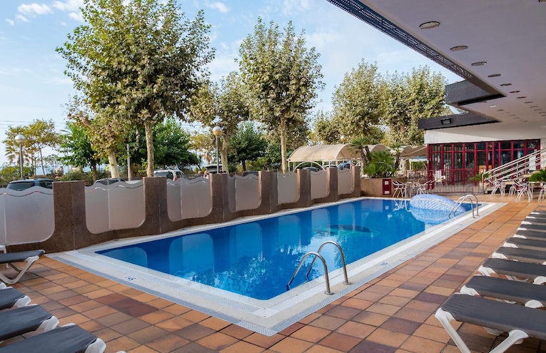 Swimming pools - 2