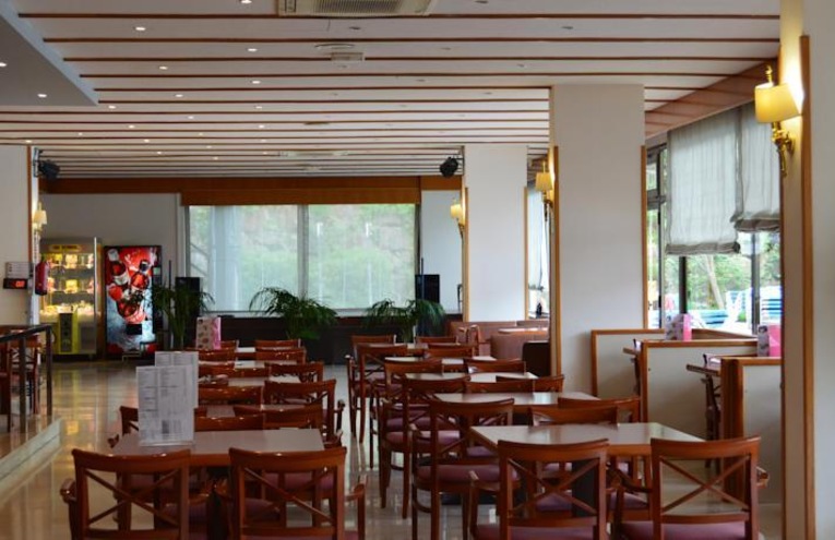 Restaurants - 5