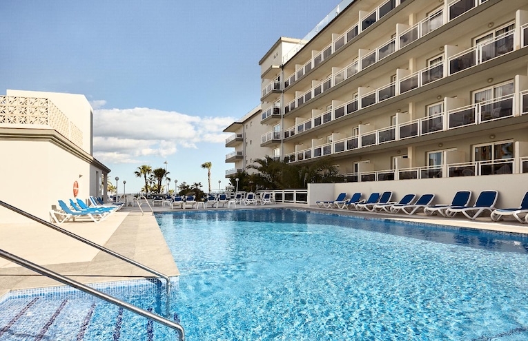 Swimming pools - 1
