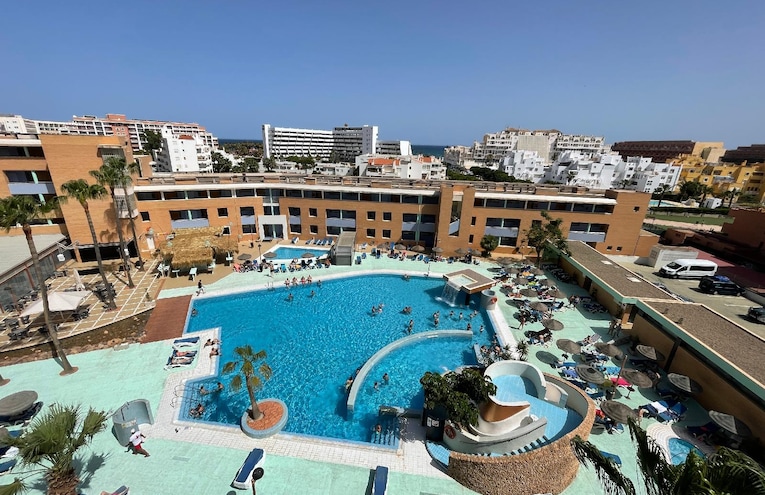 Swimming pools - 2
