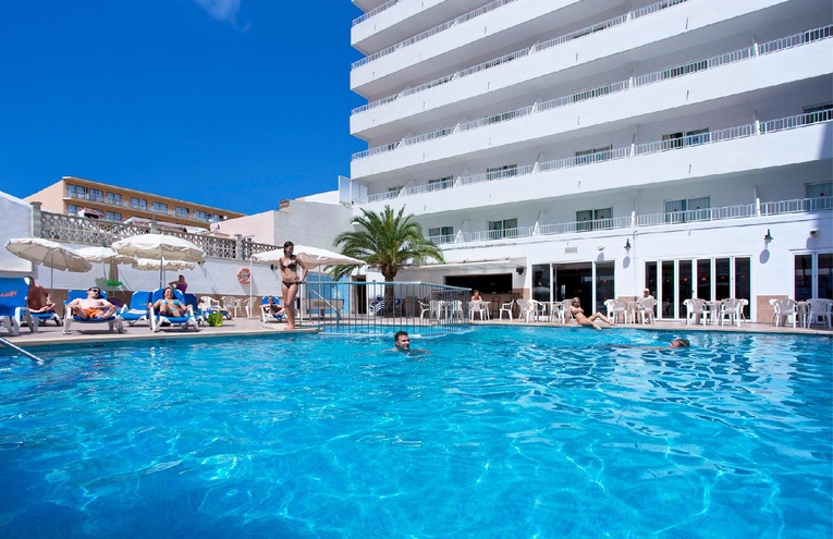 Swimming pools - 1