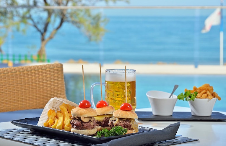Restaurants - 4
