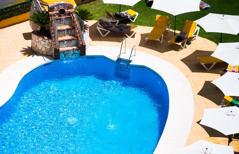 Swimming pools - 6