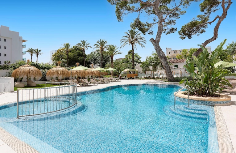 Swimming pools - 1