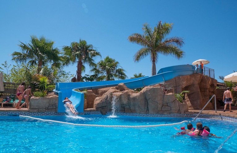 Swimming pools - 4