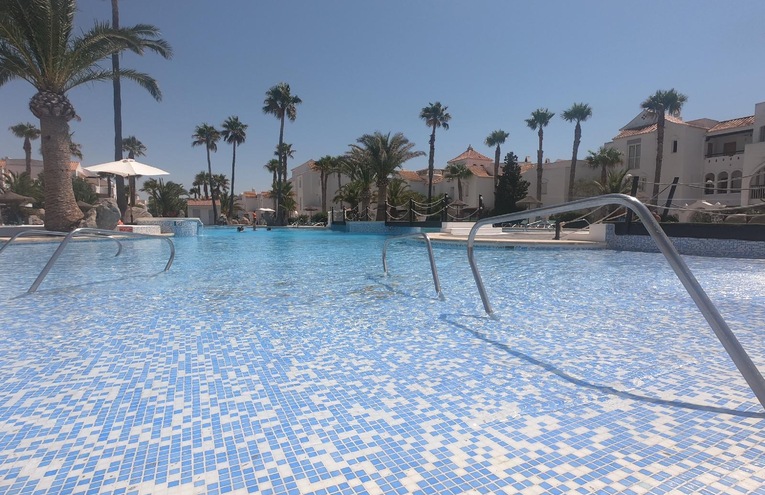 Swimming pools - 10