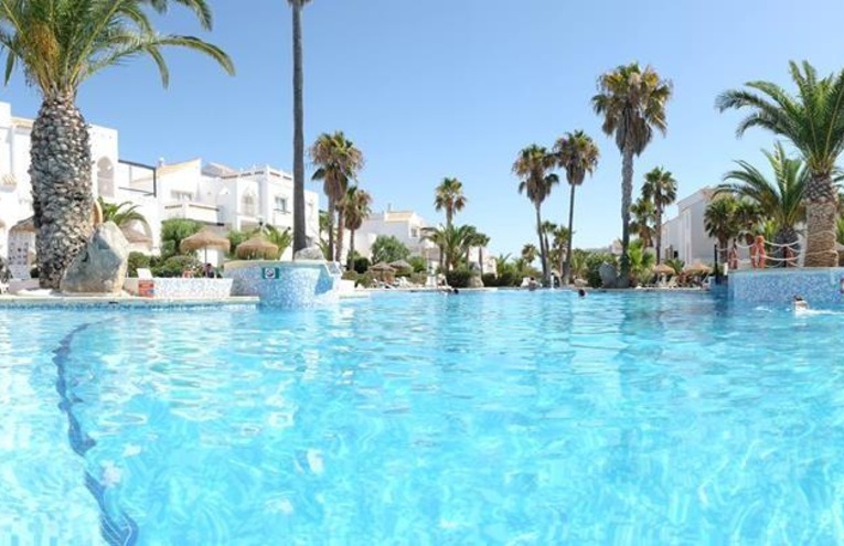 Swimming pools - 12