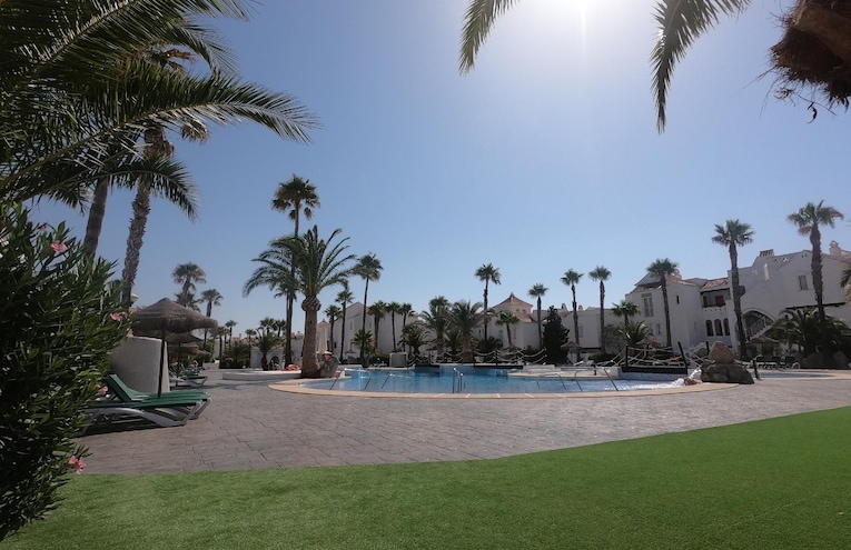Swimming pools - 2